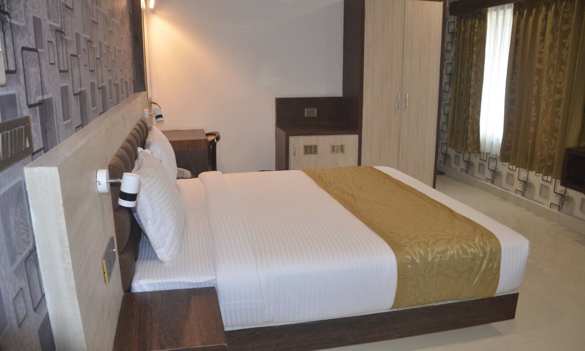 Gopalganj Hotel | Hotel Rajeev Regency