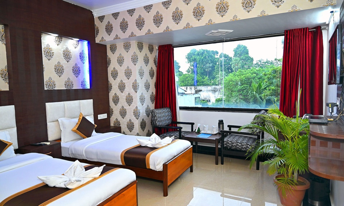 Sahibganj Hotel | Hotel Rajhans International