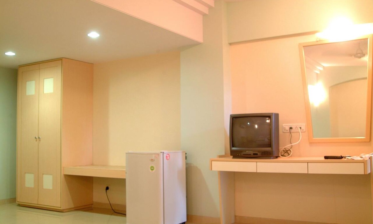 Chendhare Hotel | Hotel Ravi Kiran