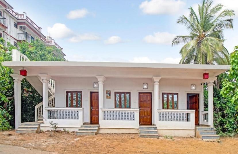 Arpora House | Hotel River Front