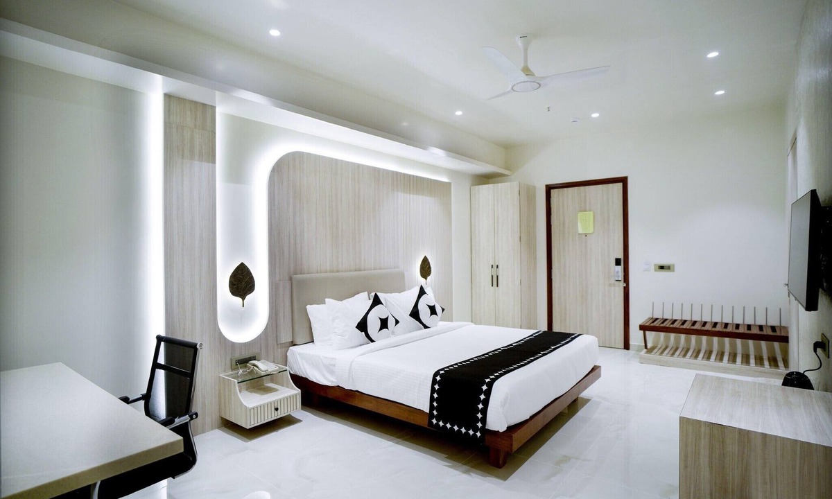 Faizabad House | Hotel Room in Ayodhya near Ram Mandir