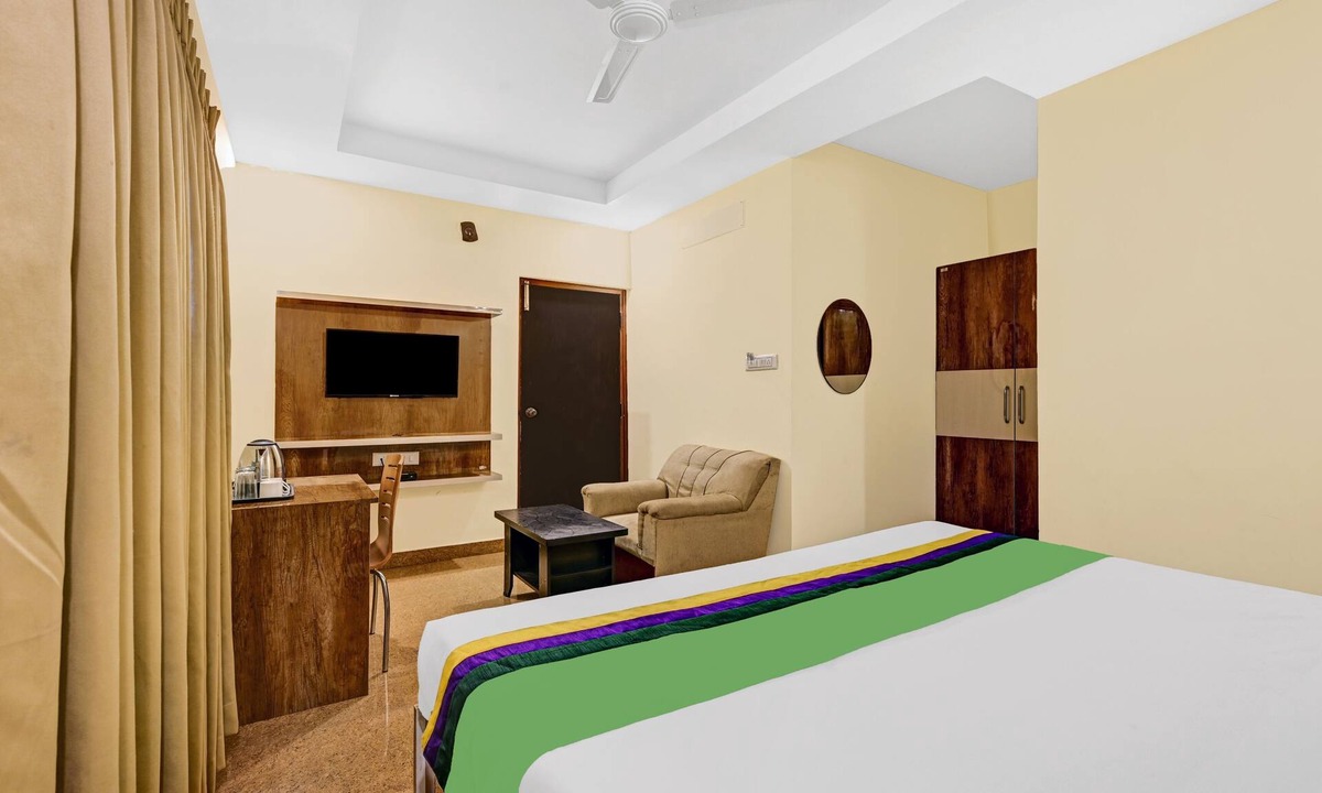 HBR Layout Hotel | Hotel Royal Splendid