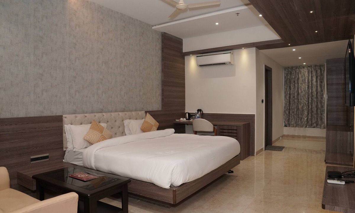 Marhi Hotel | Hotel Samdariya Gold Rewa