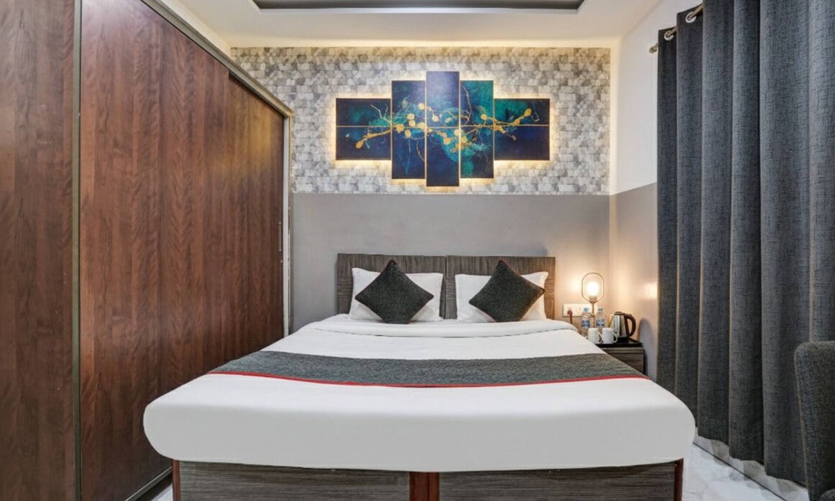 Rohini Hotel | Hotel Shagun & Banquets I Rohini