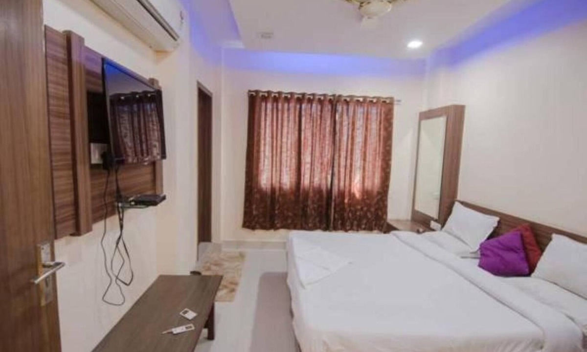 Satna Hotel | Hotel Swarat