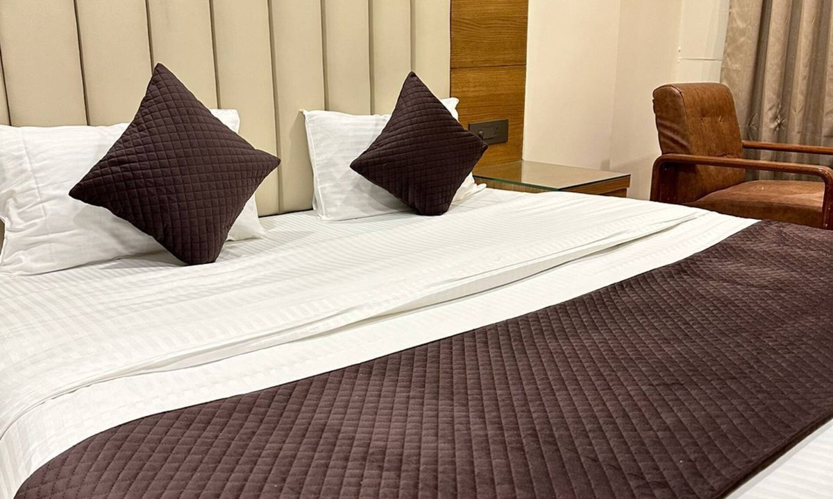 Musafirkhana Hotel | Hotel The Vijay Paradise