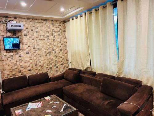 Kanpur Hotel | Hotel The Villa By MNG Rooms