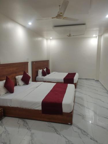 Haraiya Hotel | Hotel Tirth Heritage