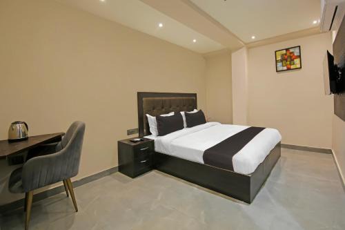 Raj Nagar Hotel | Hotel TUNIGHT