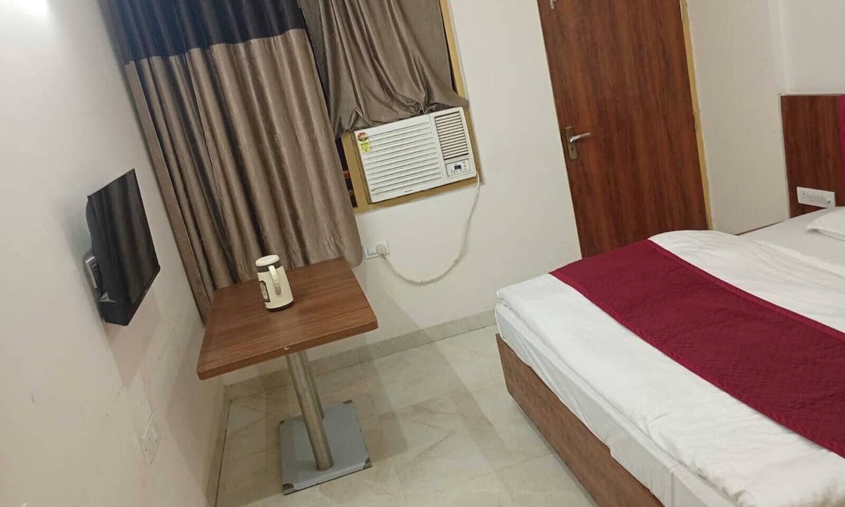 Dhanauli Hotel | Hotel Vijay Palace