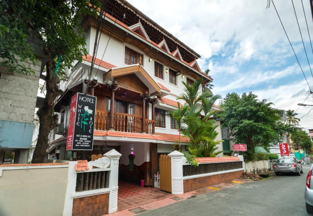 Fort Kochi Hotel | Hotel White Rose