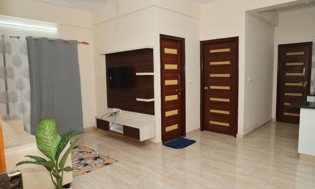 Sector 2 Apartment | HSR Parkview