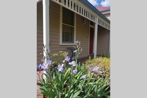 Kyneton House | Kenmaur Cottage