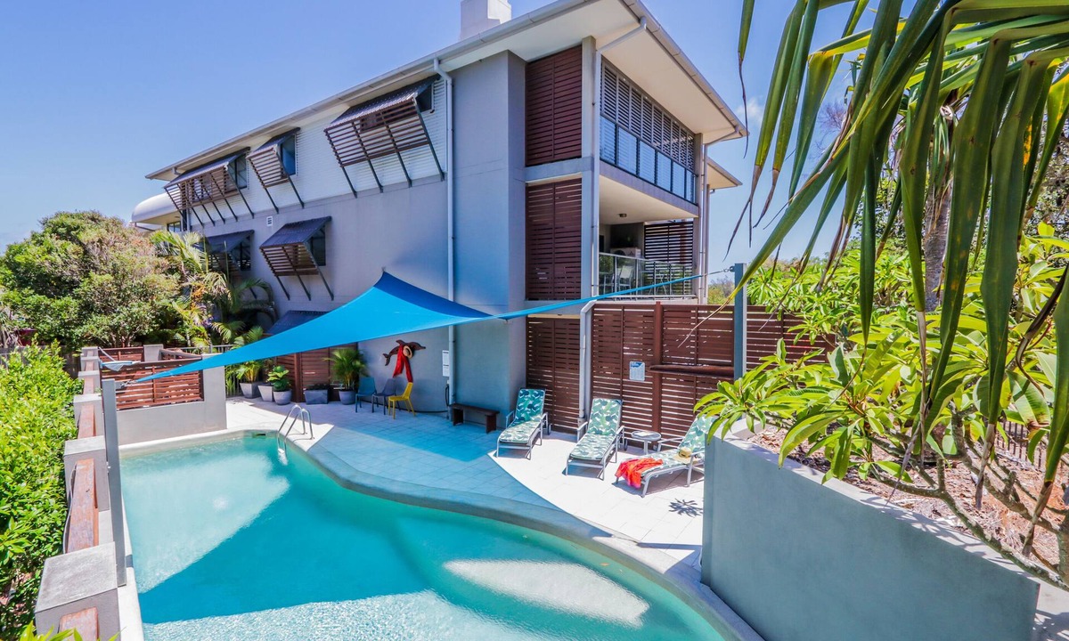 Agnes Water Apartment | Kingfisher Beachside 3BR with Heated Pool Walk to Beach