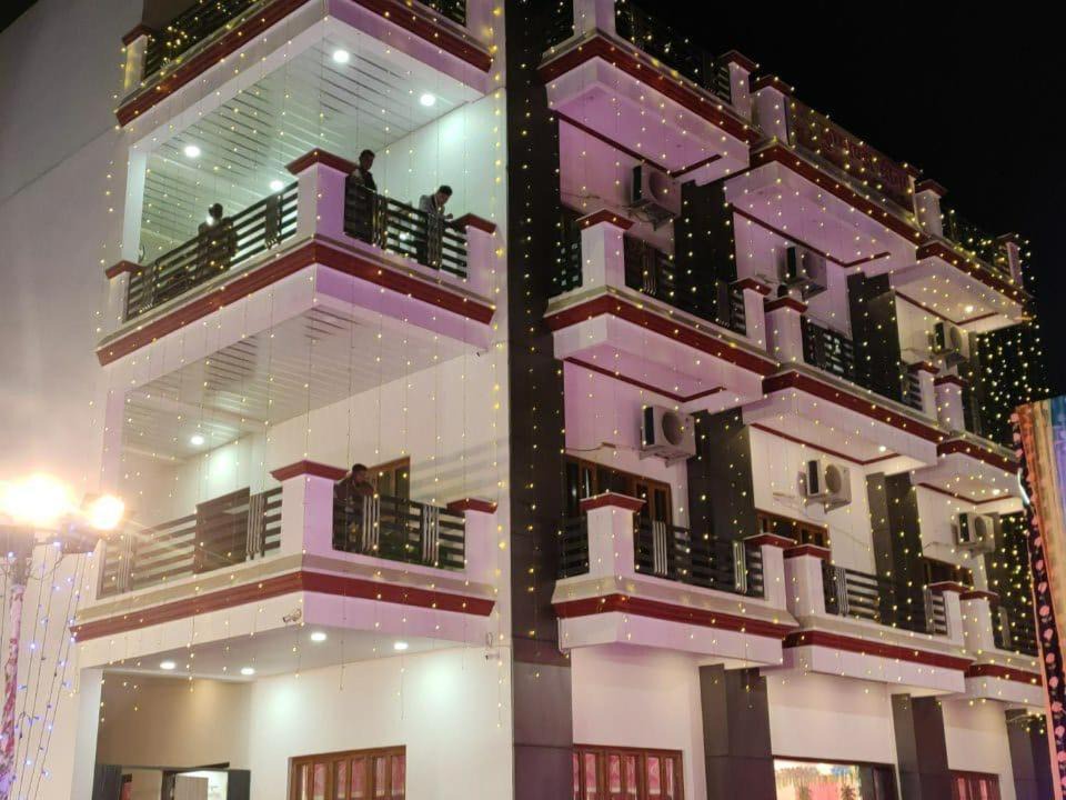 Bara Banki Hotel | Kushmanda Greens