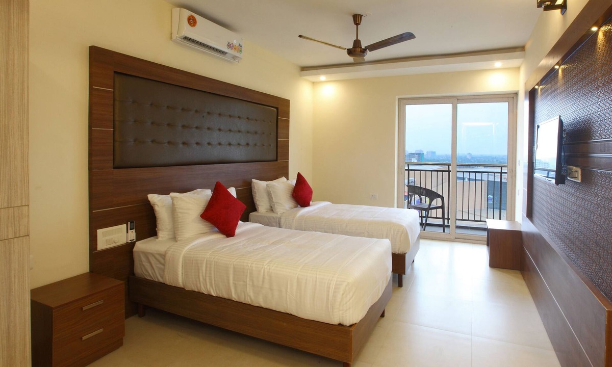 Edapalli Hotel | Laimar Suites