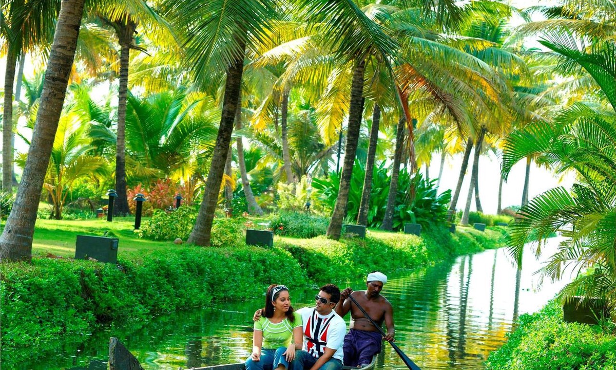 Kumarakom Hotel | Lakesong Kumarakom
