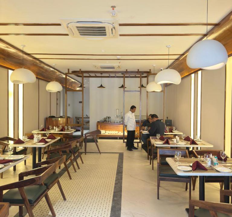 Zirakpur Hotel | Le Mirage Hotel Chandigarh Zirakpur