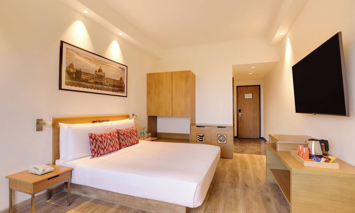 Electronics City Hotel | Lemon Tree Hotel, Electronics City - Bengaluru
