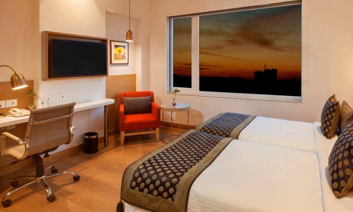 Lucknow Hotel | Lemon Tree Hotel Lucknow