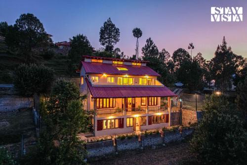 Kaul Villa | Little Frida by VEO, StayVista - 3BHK Villa with Home Theatre & Alfresco Dining