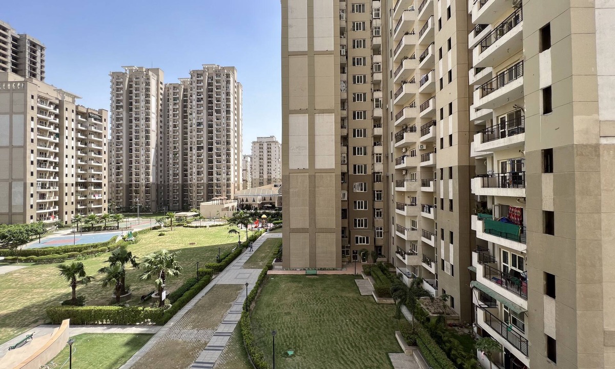 Noida Apartment | Luxury studio