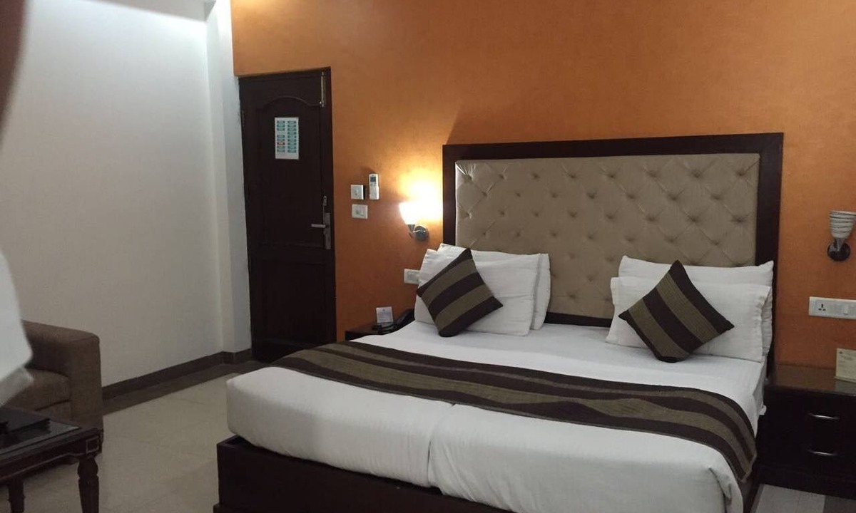 Faridabad Hotel | Mahalakshmi Palace hotel