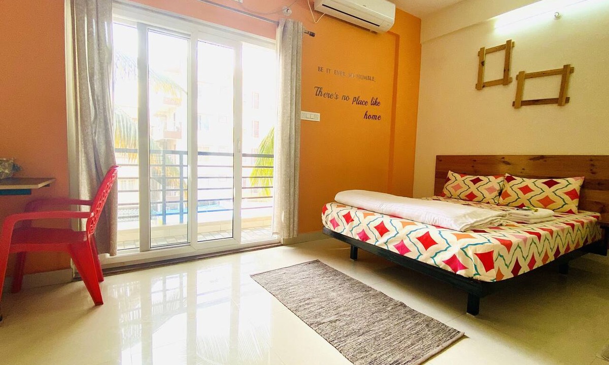 Kadubeesanahalli Hotel | Mapletree Inn