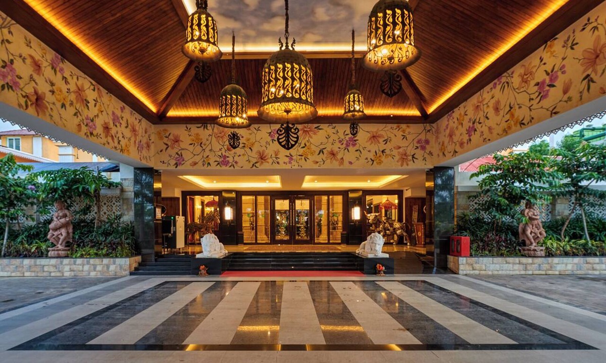Raipur Hotel | Mayfair Lake Resort