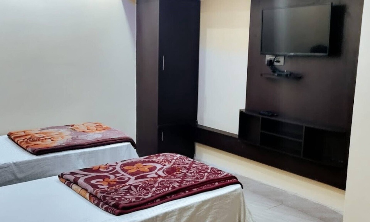 Barauni Hotel | Meera motel Begusarai