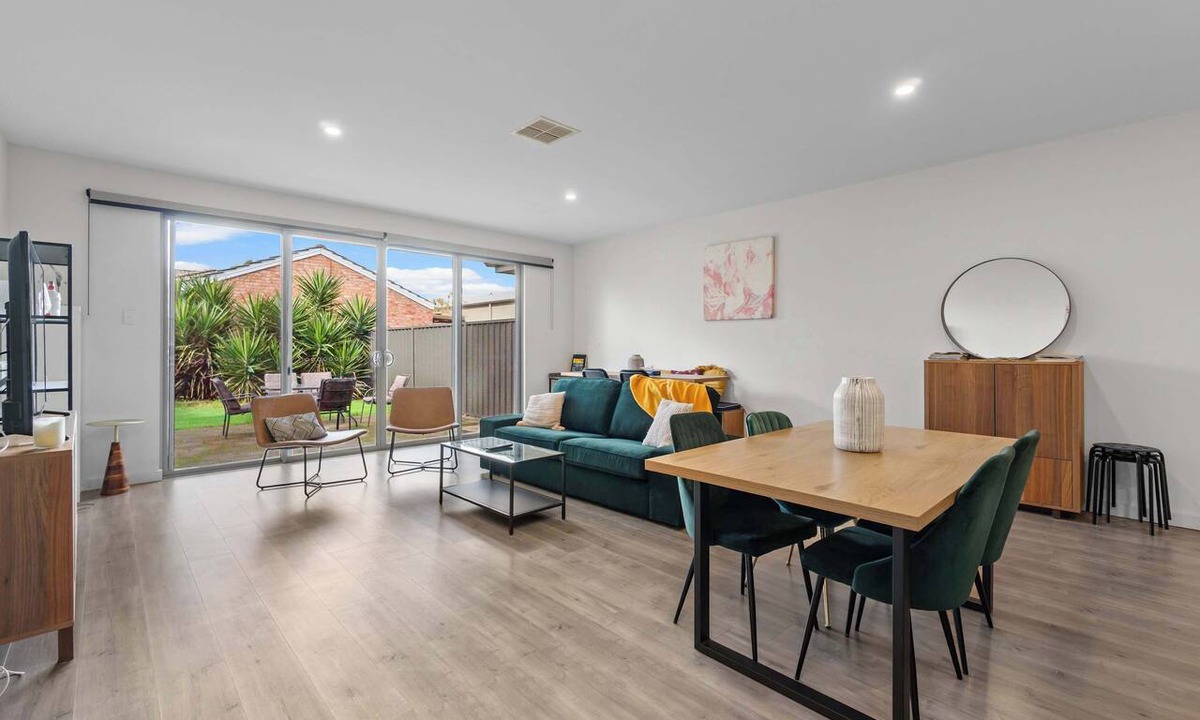 Plympton House | Mellow&Modernized Townhouse-3Beds-Quiet-Anzac Hwy