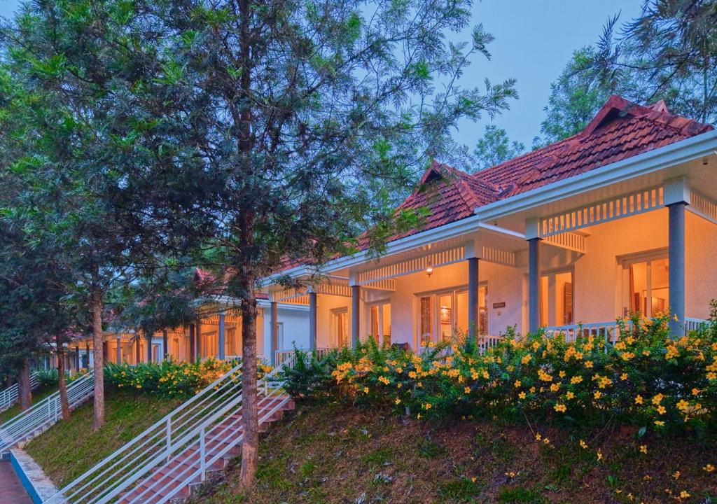 Udumbanchola Resort | Mistaura Homes Resort Munnar by VOYE HOMES- Private cottages