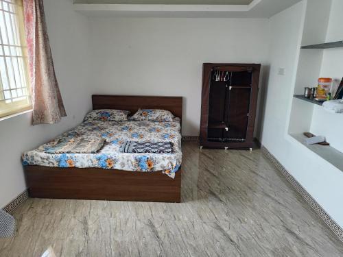Pollachi House | MMVK 2BHK Homestay with AC Wi-Fi TV