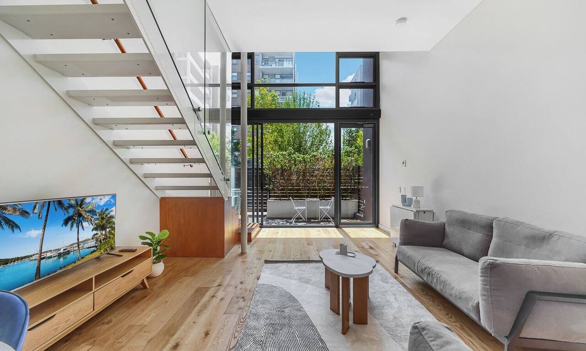 Macquarie Park Apartment | Modern Garden Apartment Near Macquarie Centre & Metro W Pool ,Gym, Playground