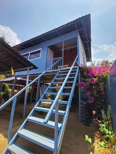 Agonda Hotel | Monsoon
