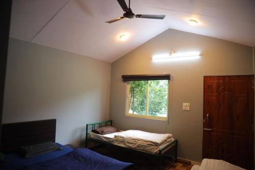 Dhunar Gaon Resort | Moonlight Guest House