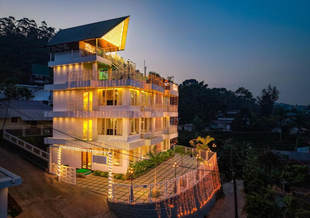 Devikolam Hotel | Munnar Peak Paradise