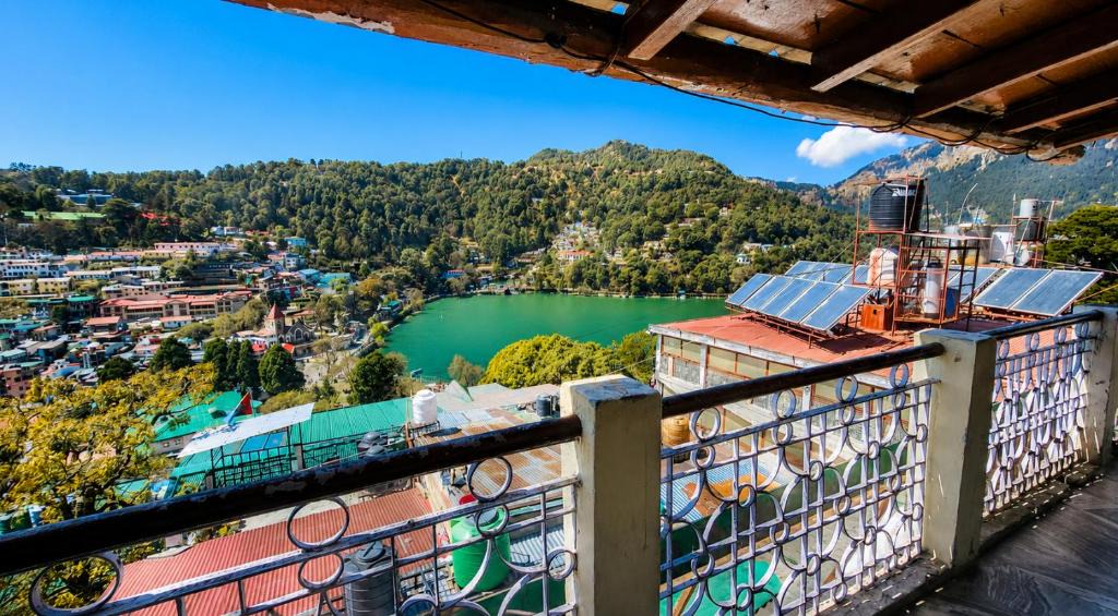 Nainital Hotel | Nainital Hill View Boho