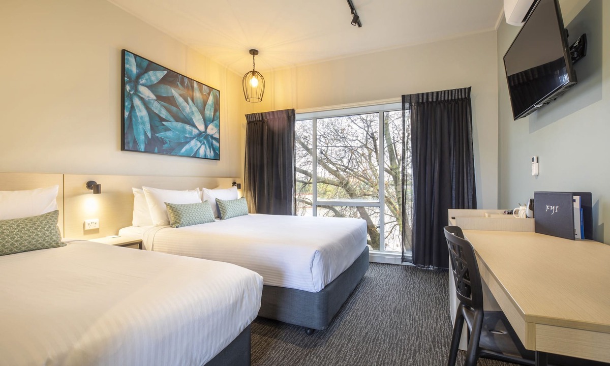 Thomastown Hotel | Nightcap at Excelsior Hotel