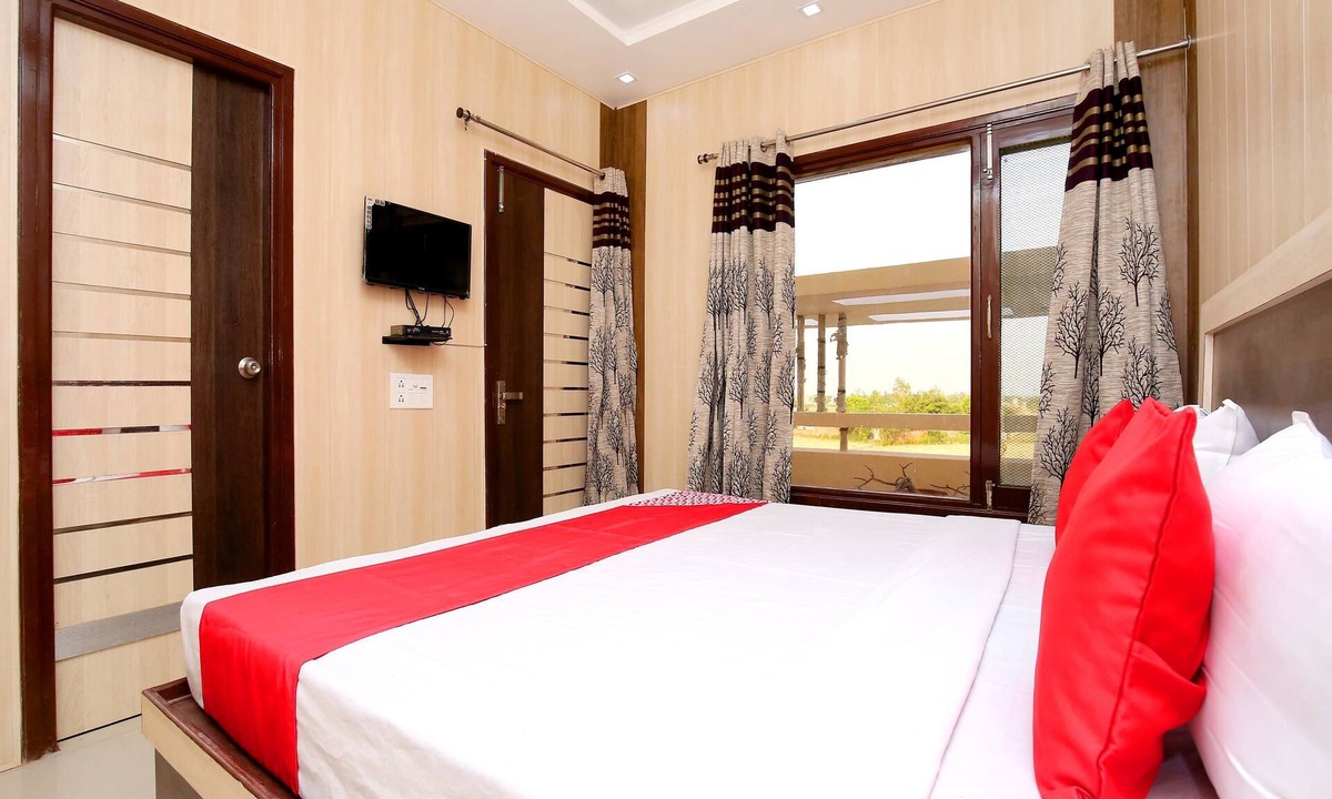 Ambala Hotel | OYO 36262 Armaan Resort