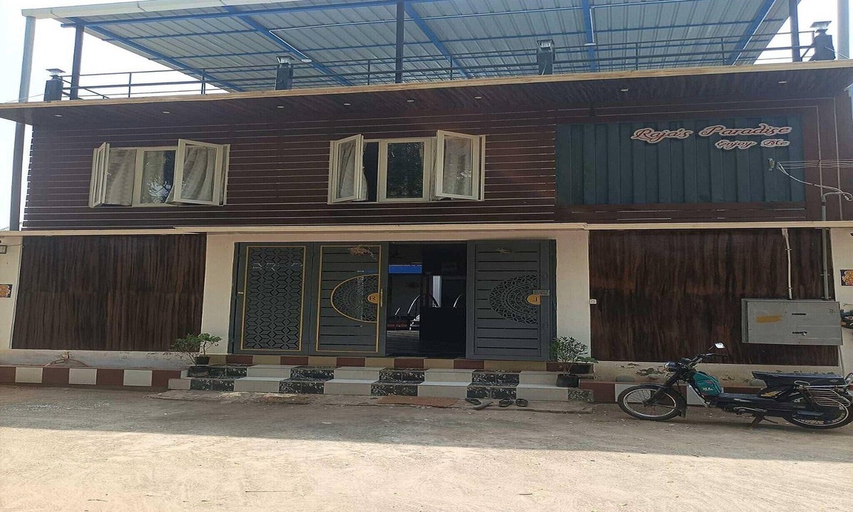Vadipatti House | Palette Rajas Paradise Villa 3BHK