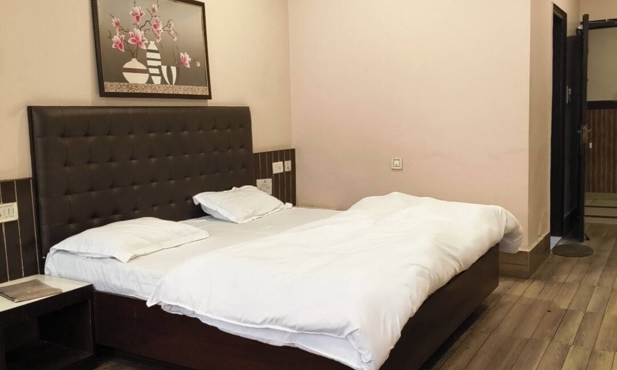 Moradabad Hotel | Park Square Hotel And Banquet