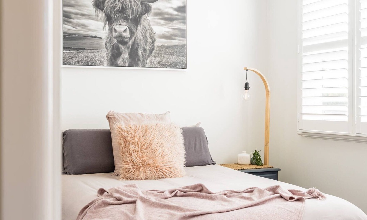 Golden Square House | Peaceful Cottage on Curnow