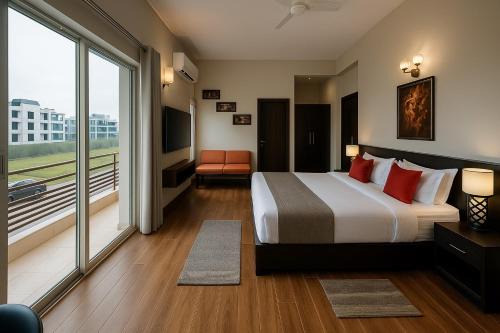 Vrindavan Hotel | Pearl Grand Boutique Cottage in Omaxe Anandam Vrindavan - #premium AC rooms with balcony #big parking #lift #garden #peaceful area #near prem mandir #property of the year #most awarded