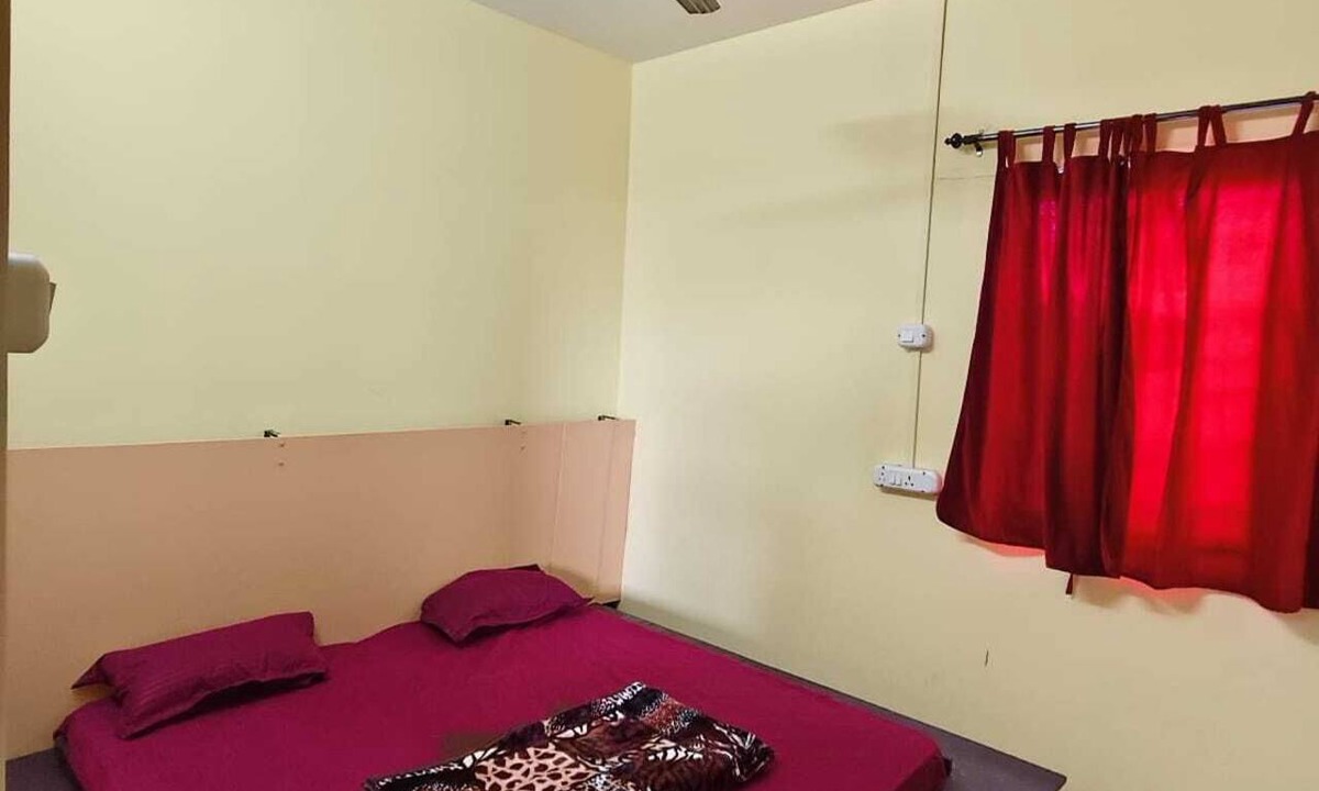 Coimbatore Apartment | Pet friendly cozy 1 BH for couples/families/groups