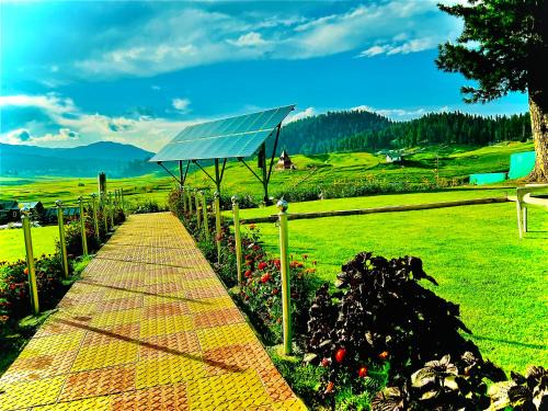 Srinagar Resort | Pine View Resort