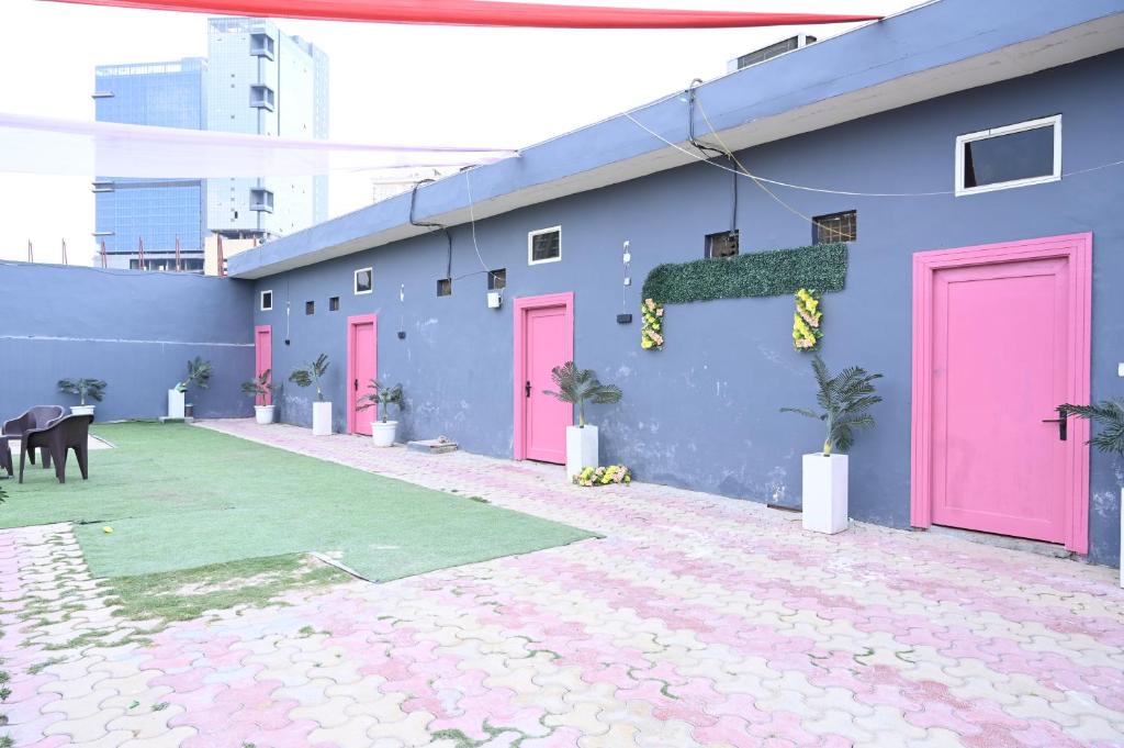 Greater Noida Hotel | PLAY ROYAL GRAND RESORT perfect party space