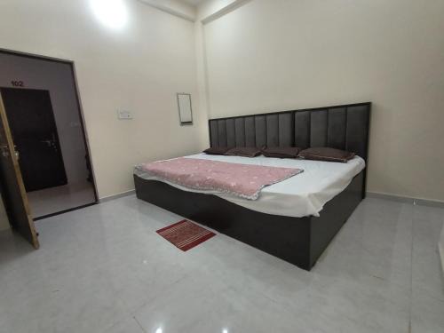 Chitrakoot Hotel | Pramod Residency