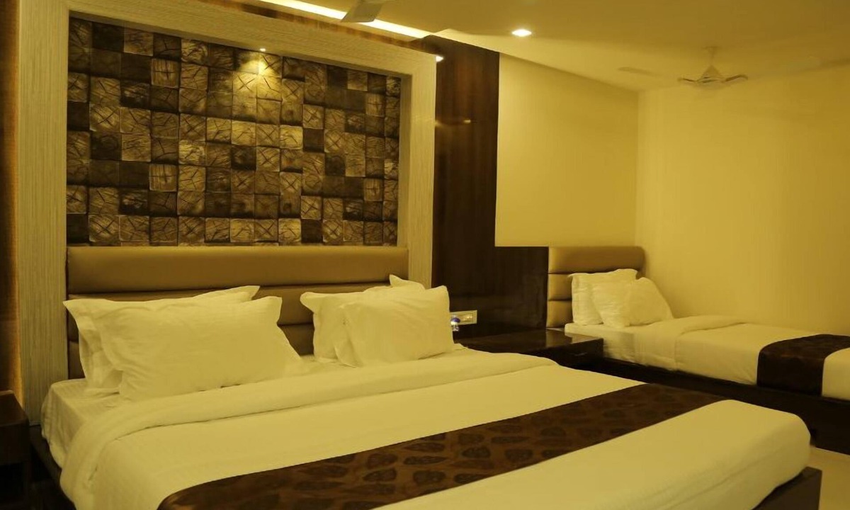 Kamalapur Hotel | Pratap Residency