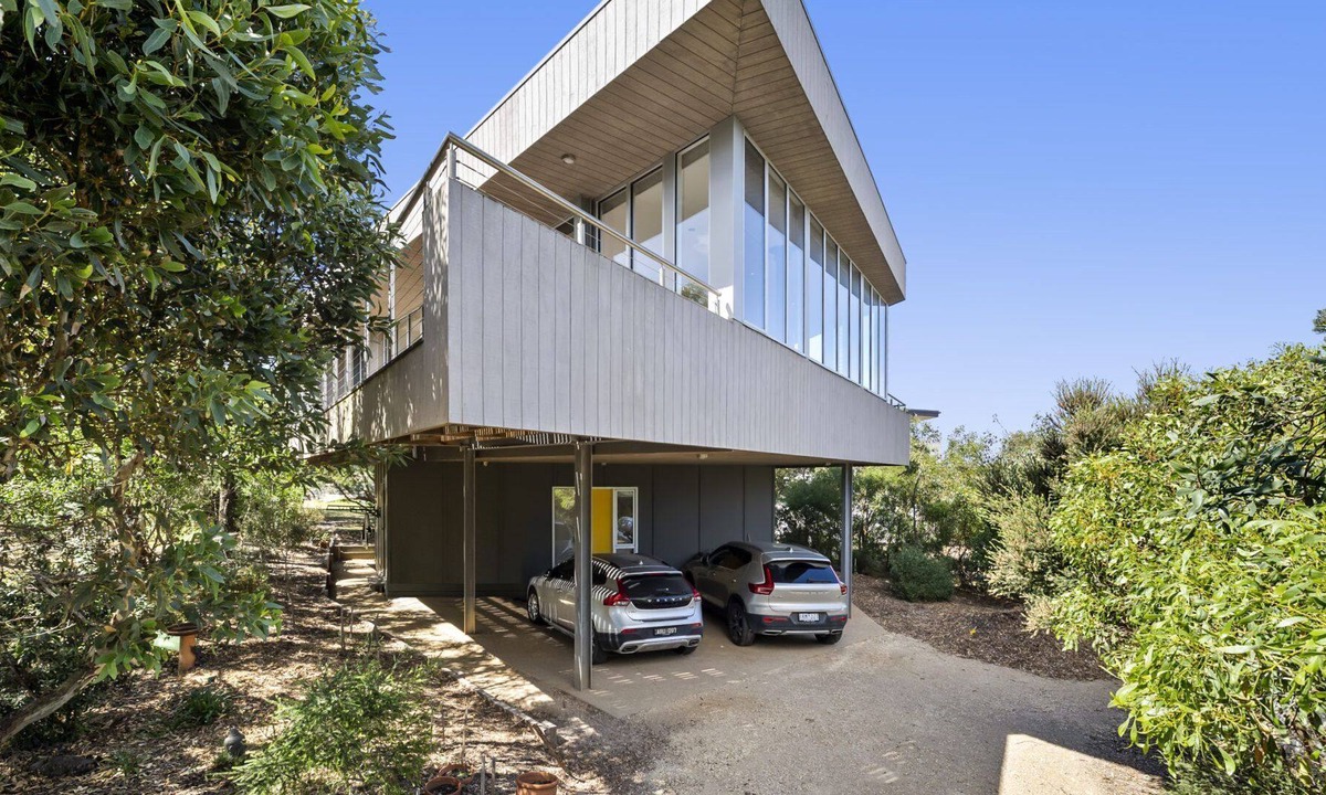 Surf Coast House | Property ID: 009AI206